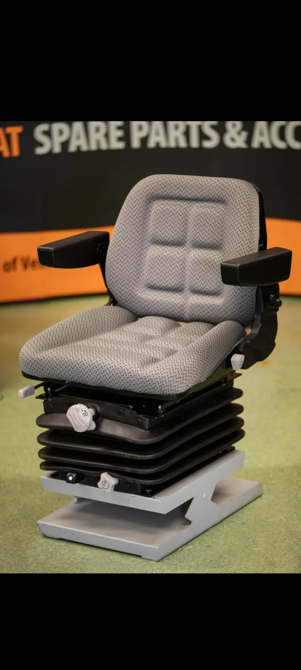 Pilot Mechanical Suspension seat for Ford-New Holland 7410-TW Series KM 1004